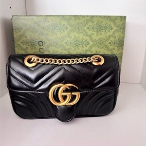 Gucci Black Quilted Leather Shoulder Bag with Gold Double G